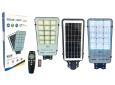 FOCO PARA POSTE SOLAR 1000W CON 15 PLACAS 420 LED PVC C/CONTROL 20.5X47.5 CM