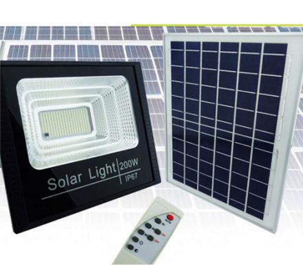 PROYECTOR SOLAR 241 LED DE 200 WATTS CON PANEL Y CONTROL.