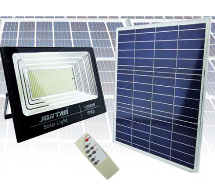 PROYECTOR SOLAR LED, 1200 WATT Y 928 LED CON PANEL SOLAR MARCA JORTAN